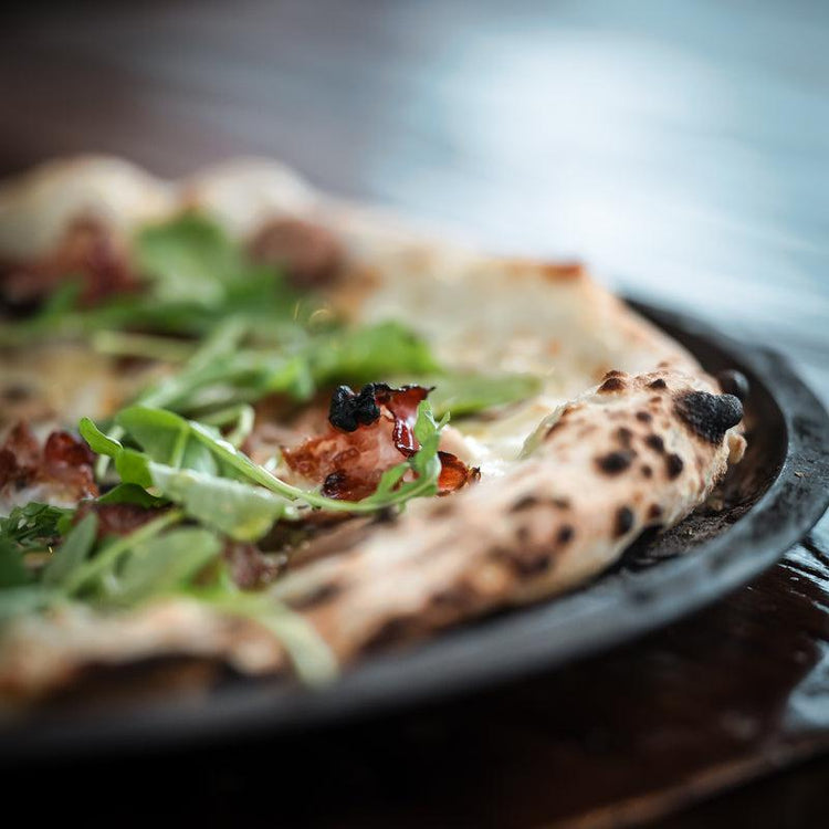 Pizza Bianca - Parmaham - Rucola - Burrata - Suggestie-Bastiano Bonheiden